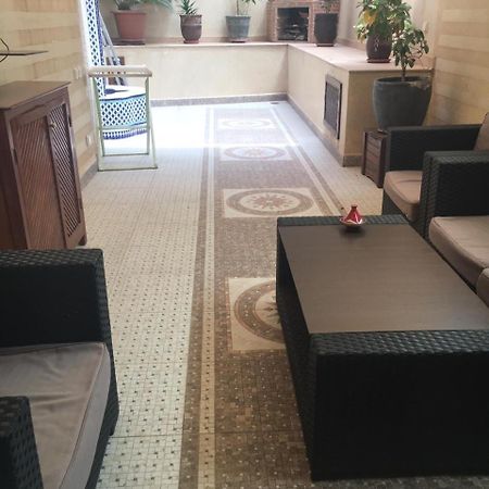 Stylish Gueliz Apartment With Beautiful Terrace Marraquexe Exterior foto